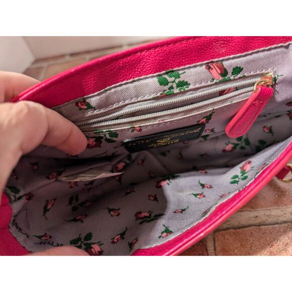 Betsey Johnson XoXo TROLLS Hot Pink W/ Charms Floral Lining Crossbody Bag Purse - Picture 6 of 7